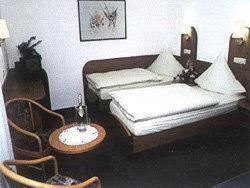 Hotel Zur Eisenbahn Rodgau Bilik gambar